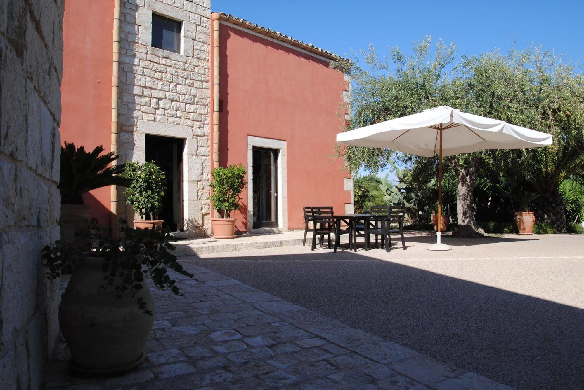 Cambiocavallo Resort Modica Eksteriør bilde